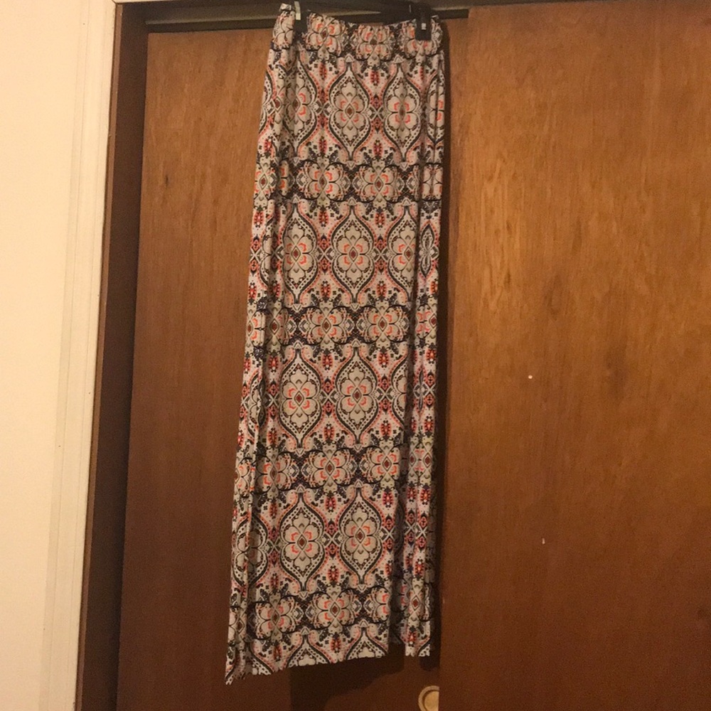 Maxi skirt